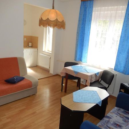 Penzion Ve Starem Krame 147 Srbská Kamenice Buitenkant foto